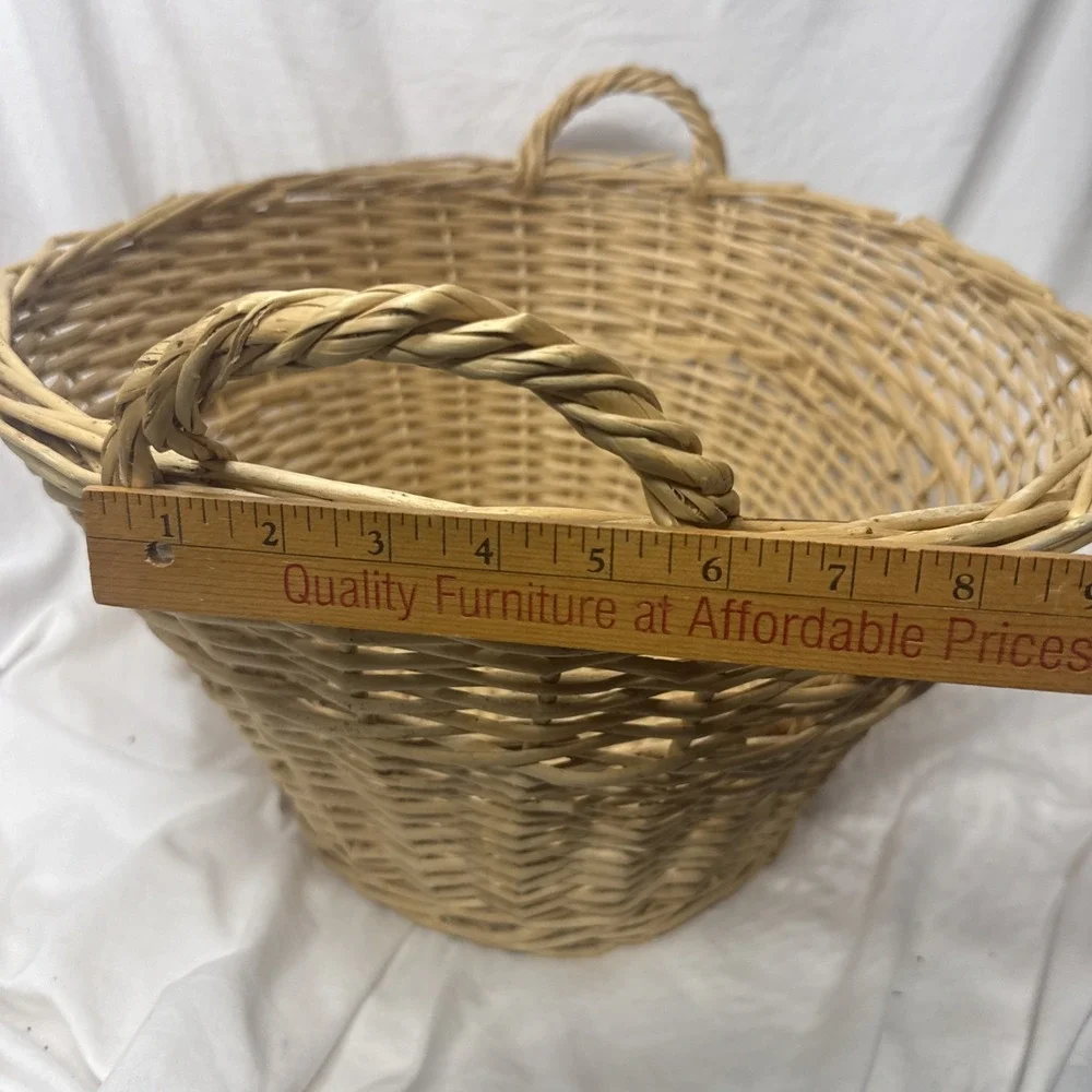 Vintage Wicker Willow Woven Laundry Basket Handles 23